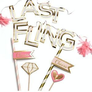 Last Fling Bachelorette Party Décor Kit